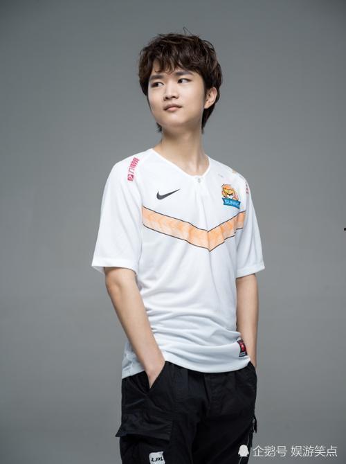 sn幻风吃瓜,娱乐圈幕后真相大曝光